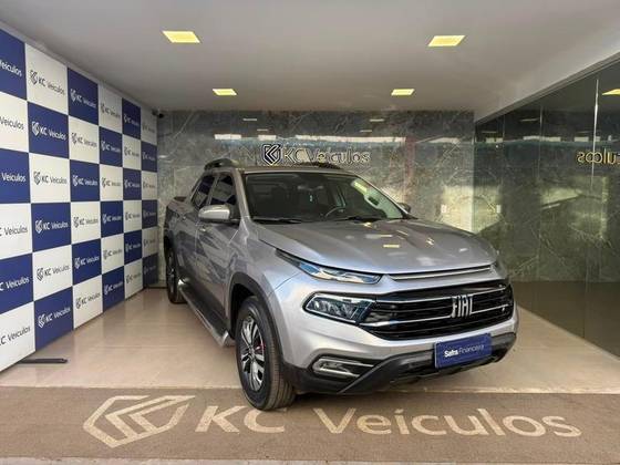 FIAT MOBI 1.0 EVO FLEX TREKKING MANUAL FIAT MOBI 1.0 EVO FLEX TREKKING MANUAL
